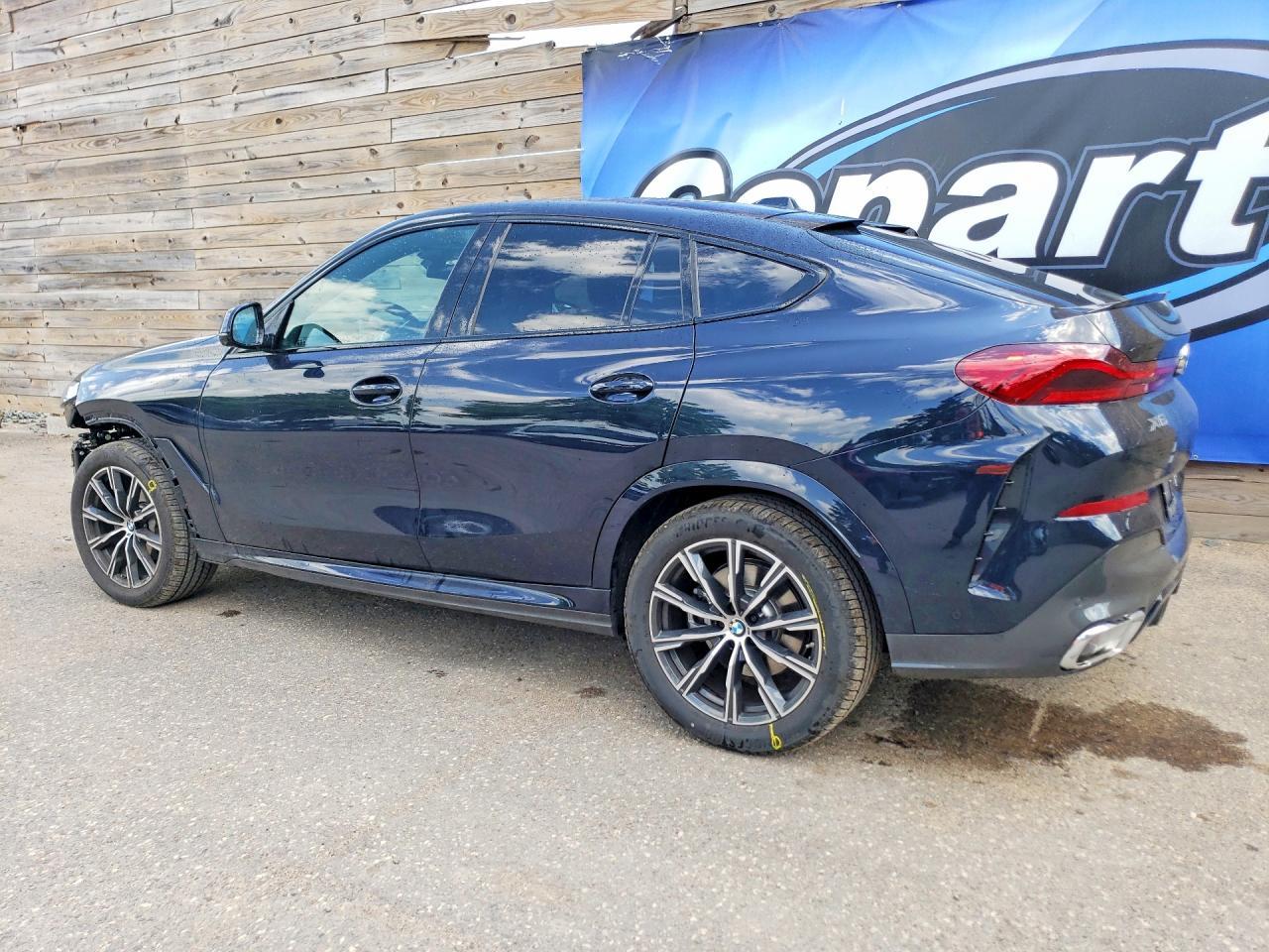 2027 BMW X6 xDrive40I - zdjęcie 2