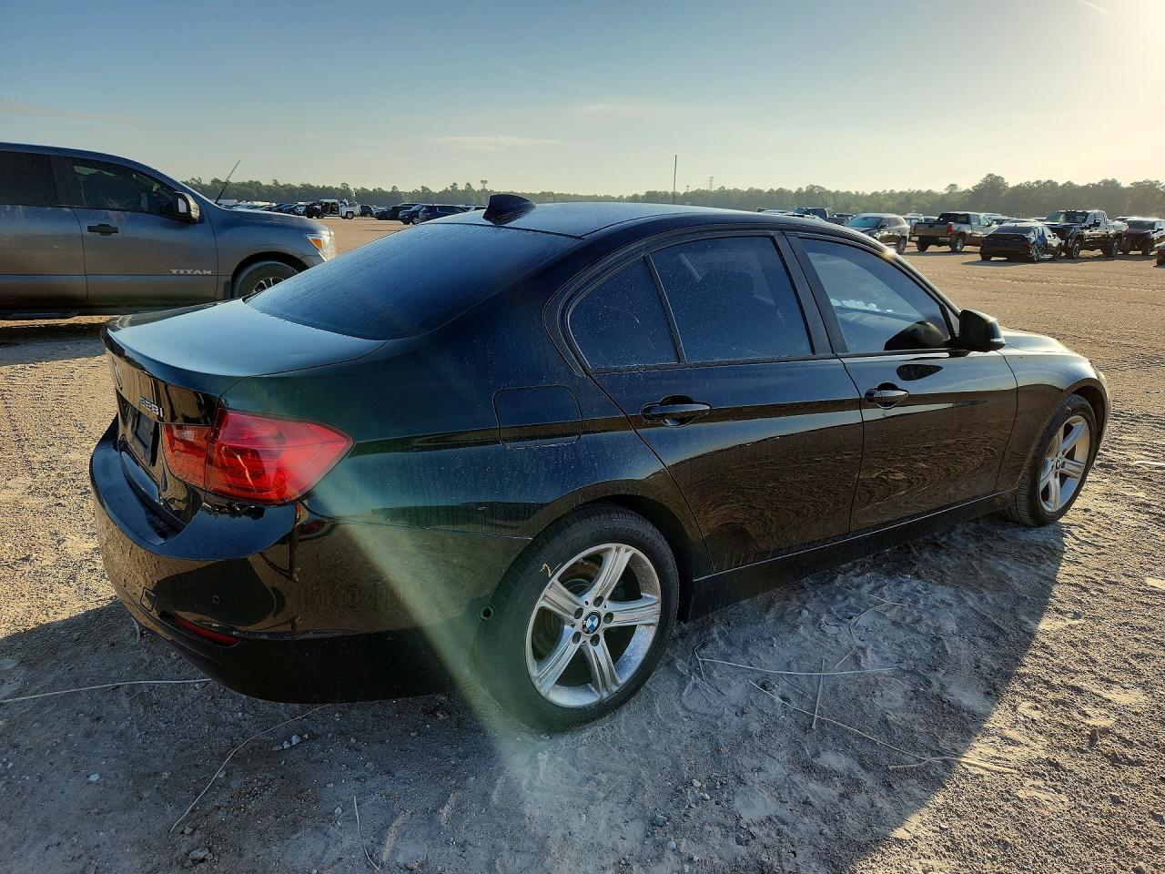2014 BMW 328 I - zdjęcie 3