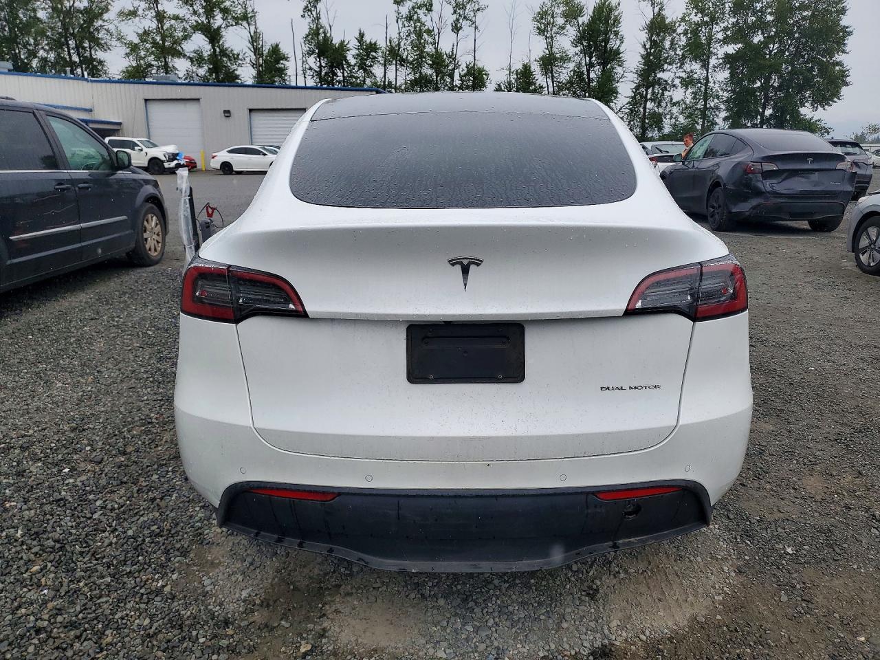 2022 Tesla Model Y - zdjęcie 6
