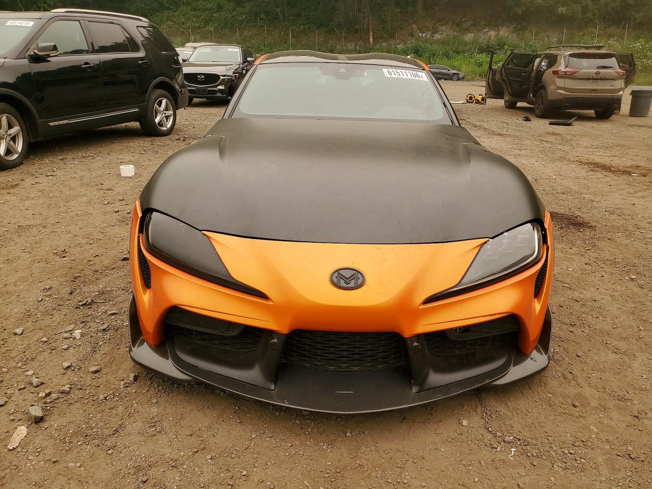 2022 Toyt Supra Base - zdjęcie 5
