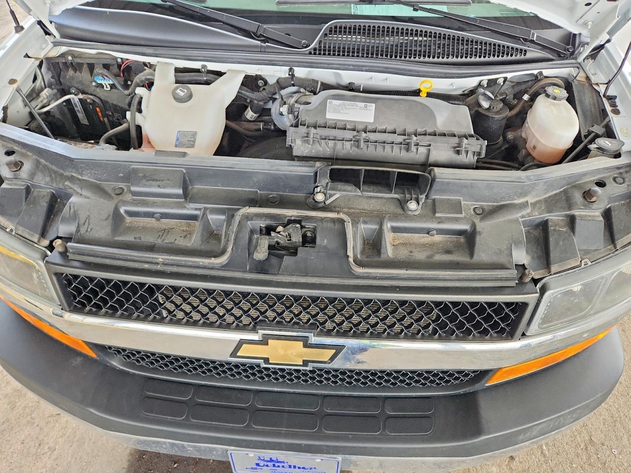 2024 Chevrolet Express G2500 - zdjęcie 12