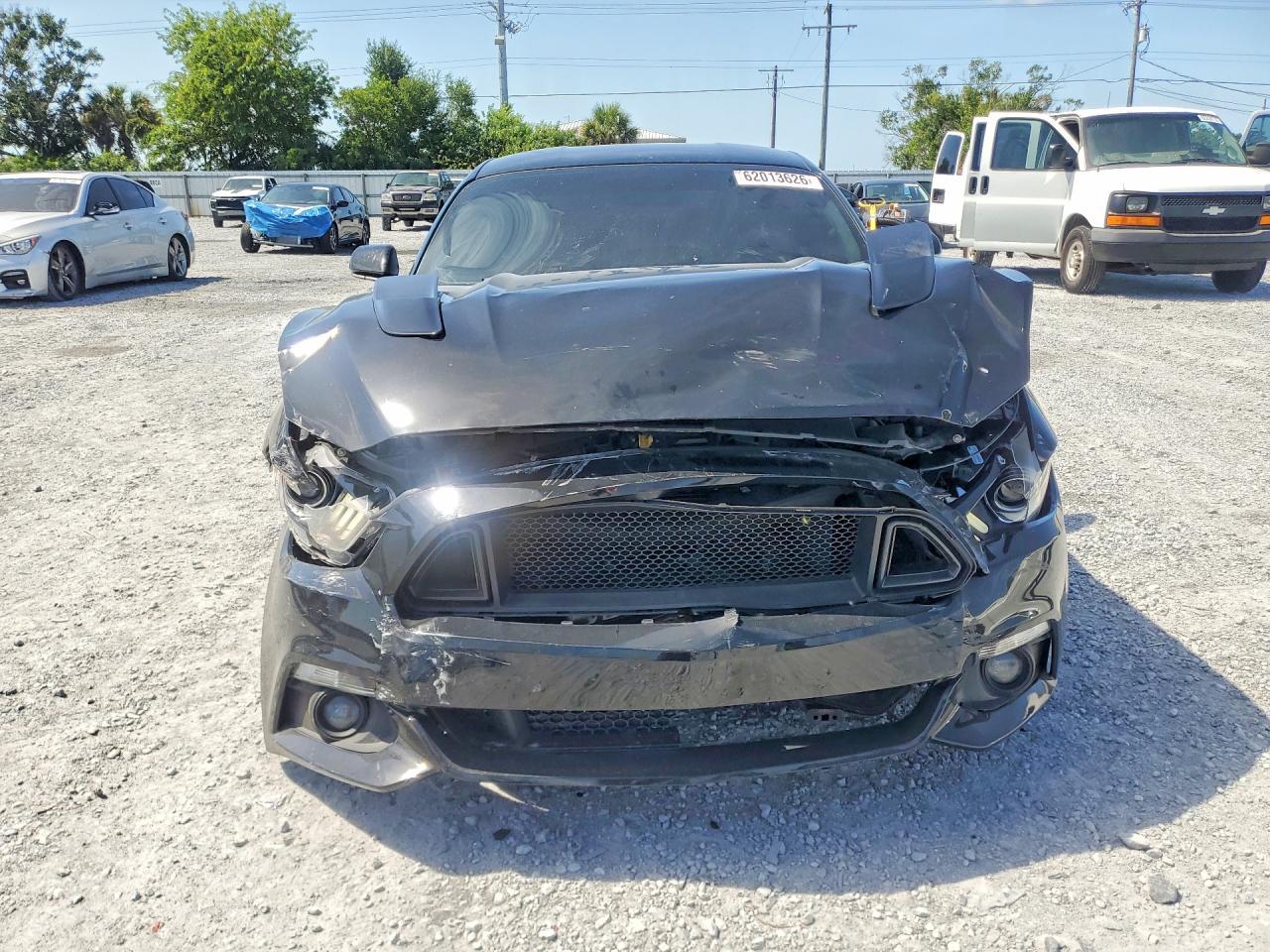 2017 Ford Mustang Gt - zdjęcie 5