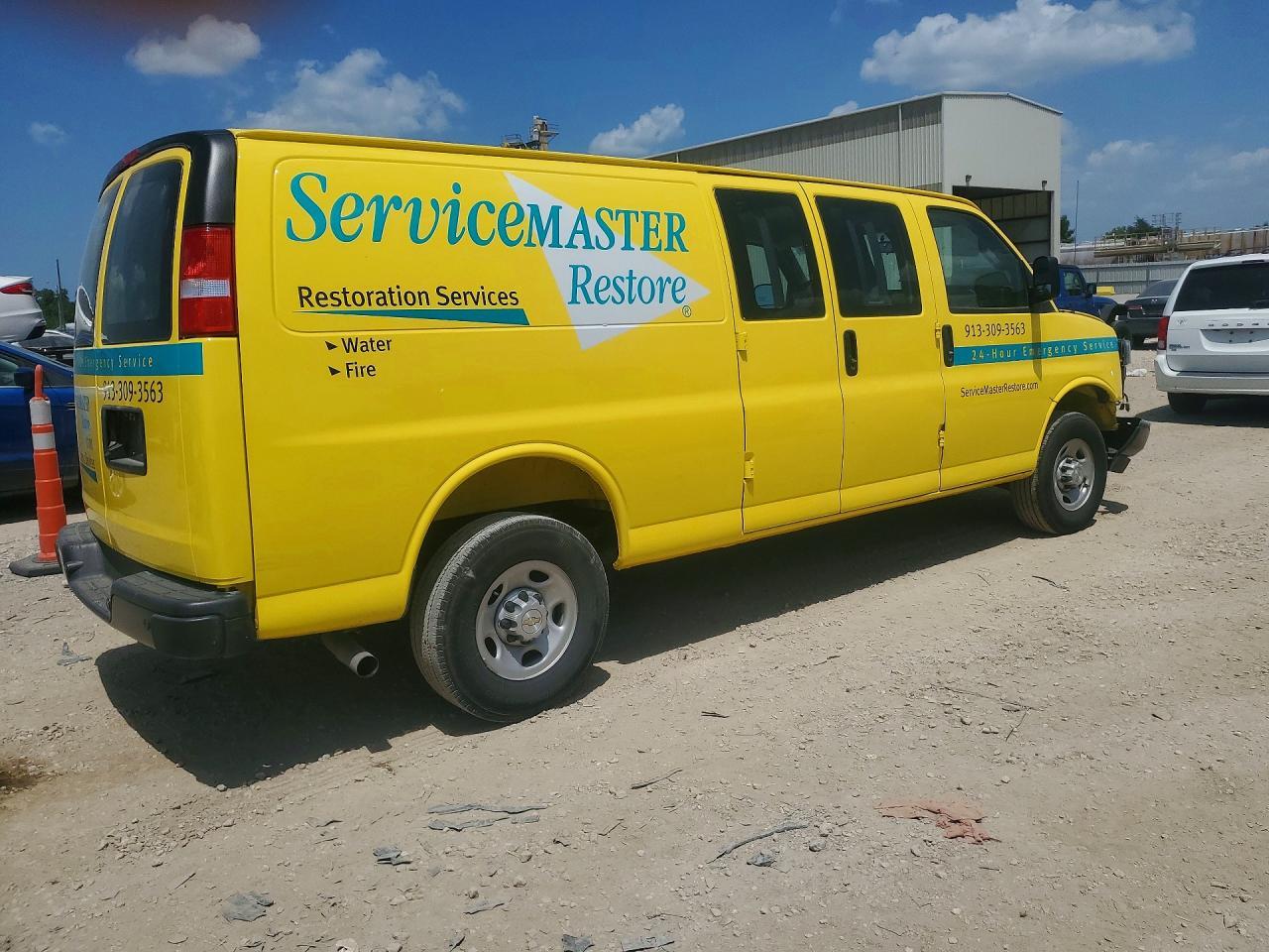 2025 Chevrolet Express G2500 - zdjęcie 3