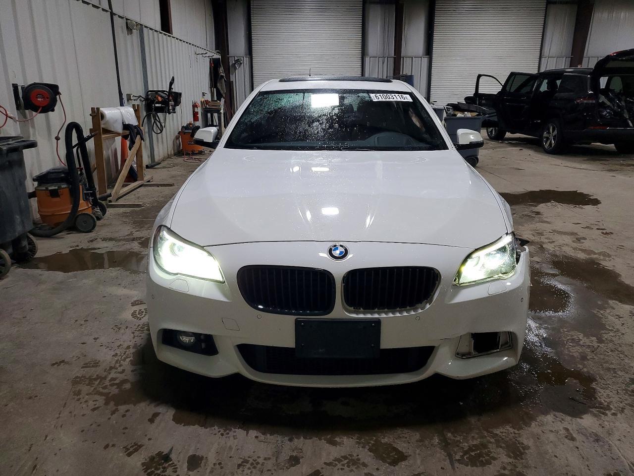 2014 BMW Seria 5 535i - zdjęcie 5