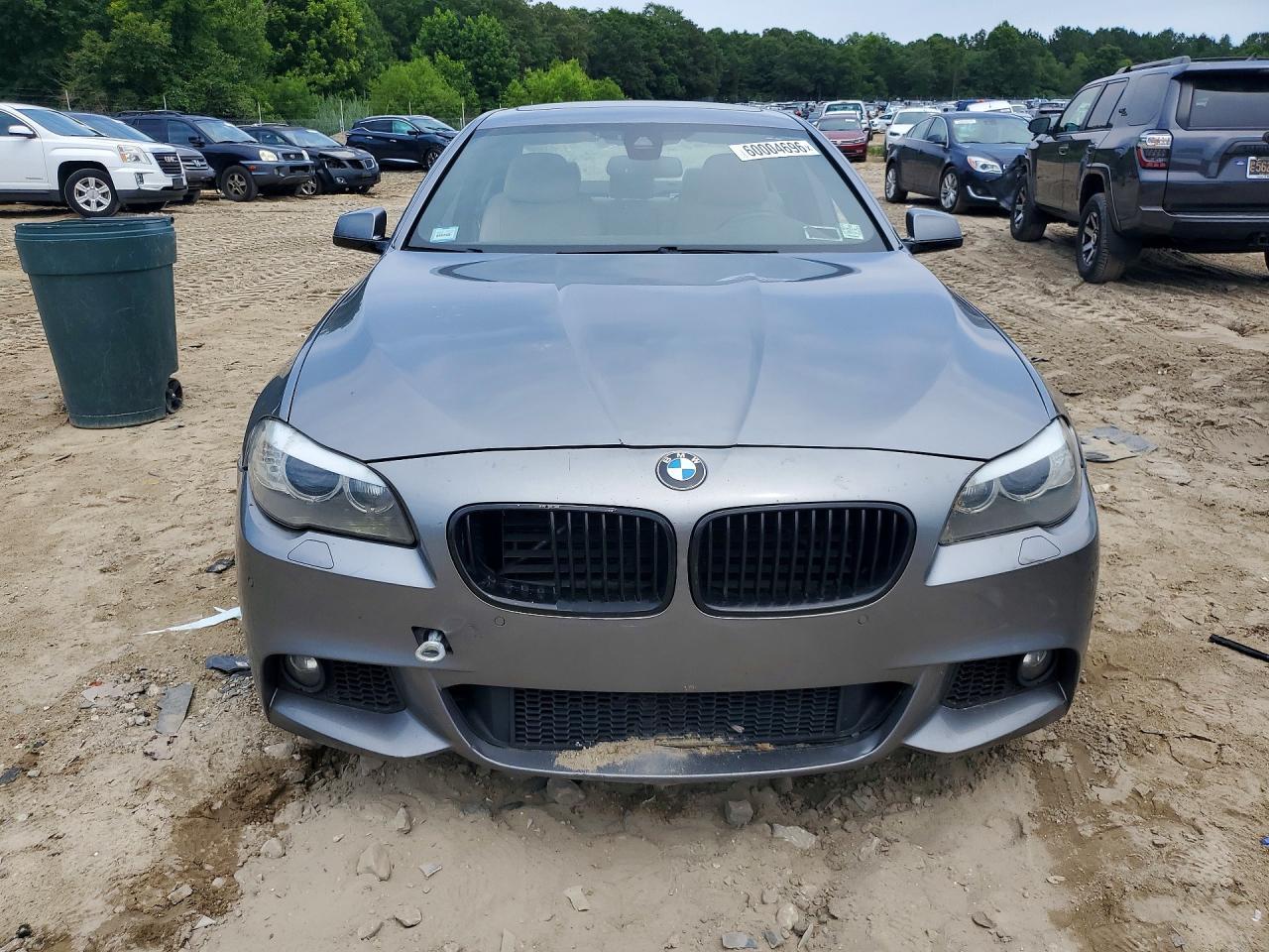 2013 BMW 550 I - zdjęcie 5