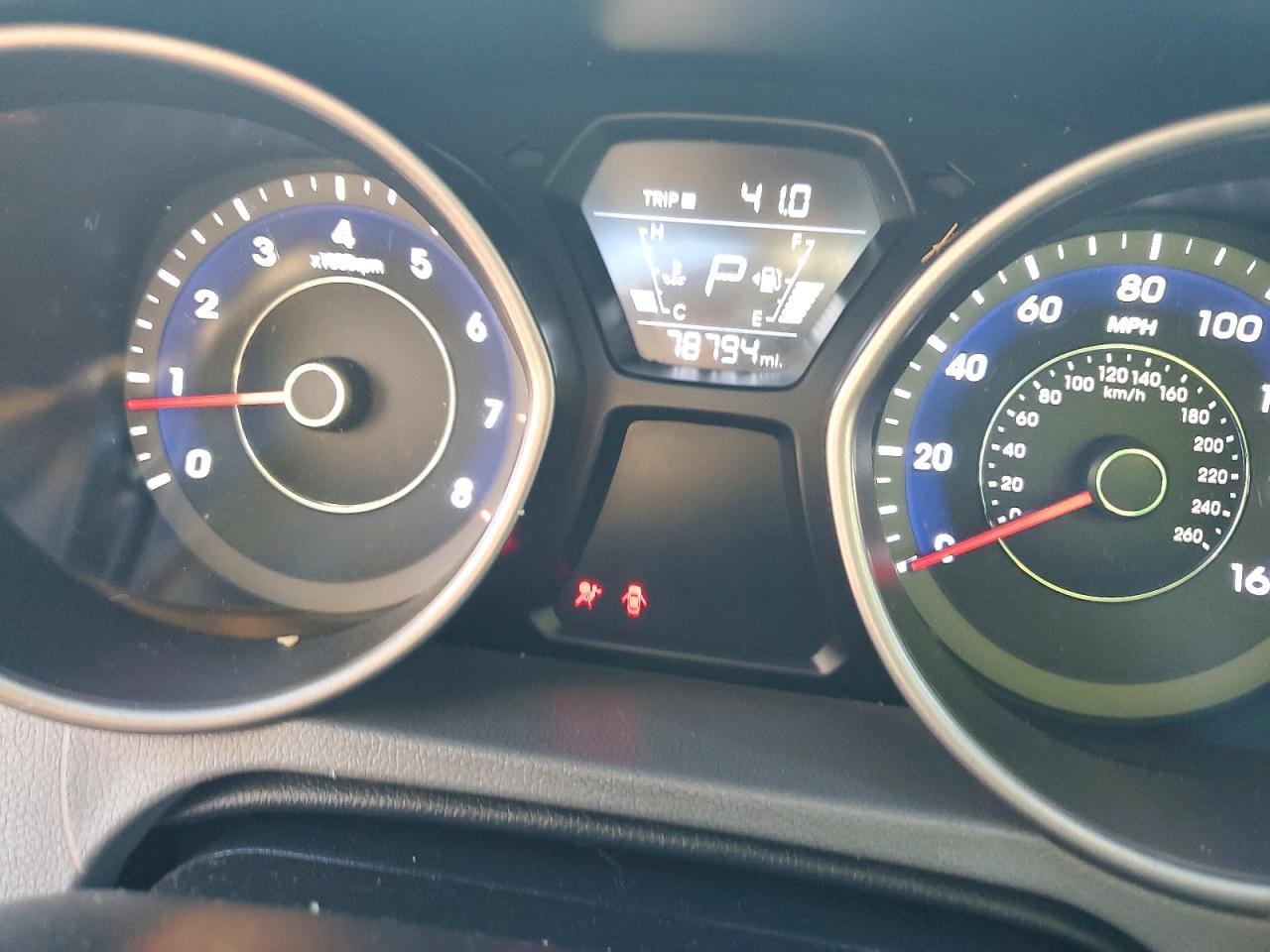2016 Hyundai Elantra Se - zdjęcie 9