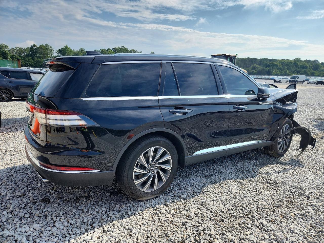 2025 Lincoln Aviator - zdjęcie 3