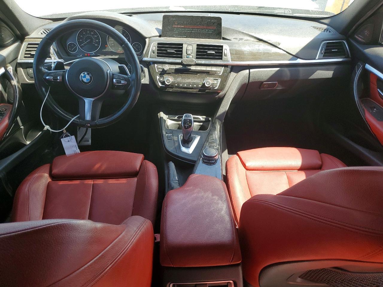 2016 BMW Seria 3 340i - zdjęcie 8