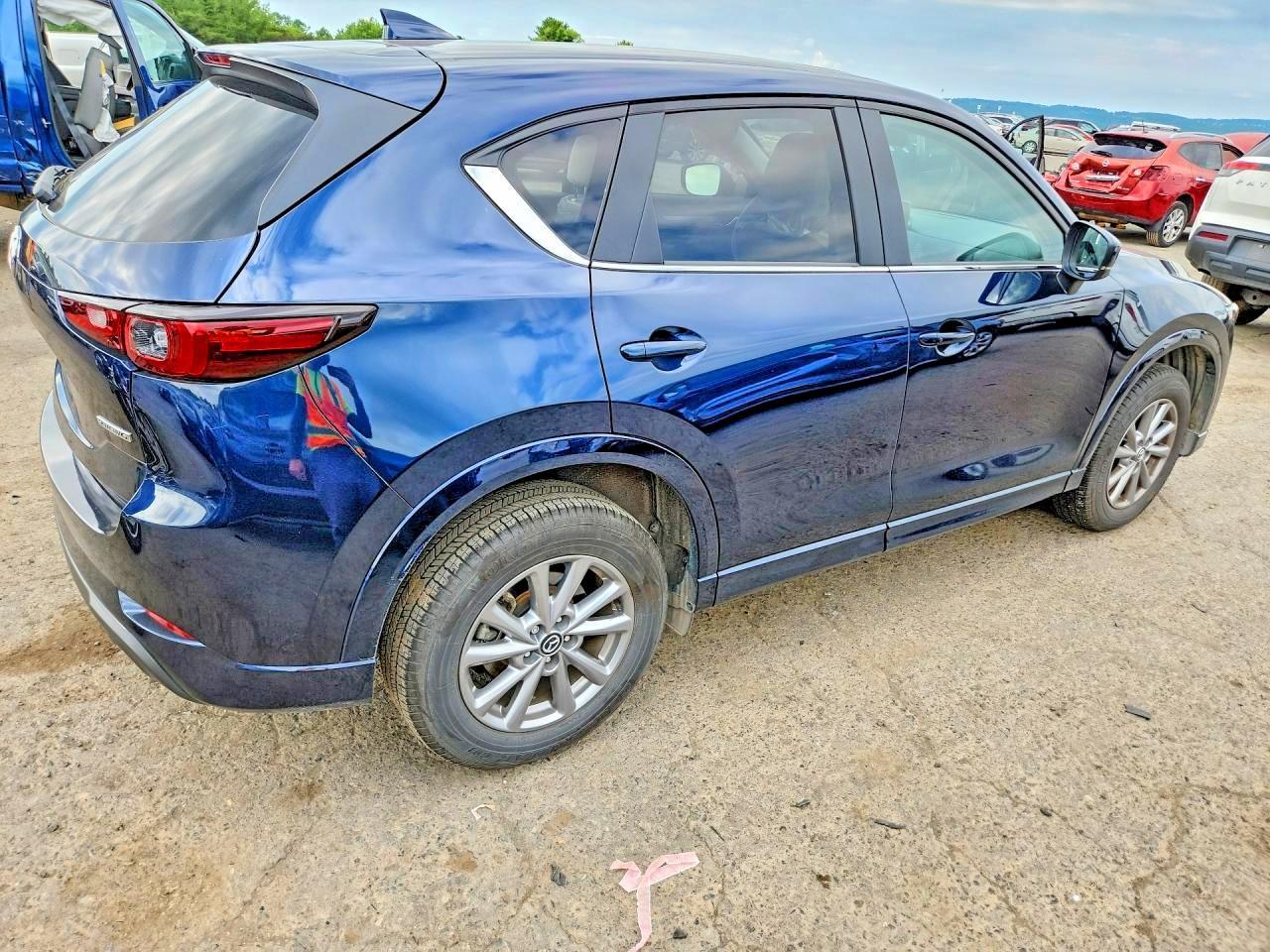 2025 Mazda Cx-5 Preferred - zdjęcie 3