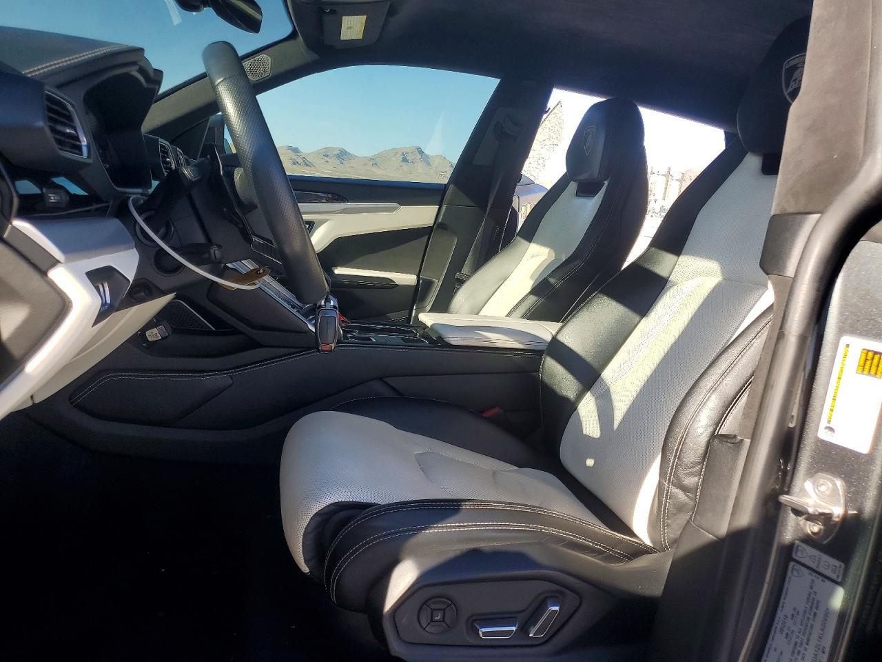 2019 Lamborghini Urus - zdjęcie 7