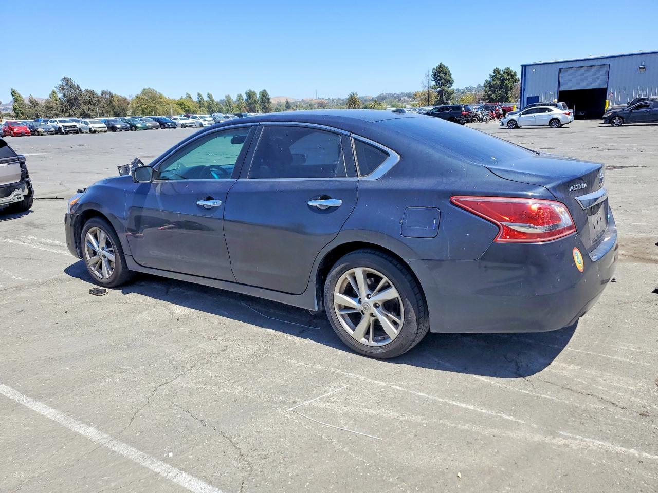 2013 Nissan Altima 2.5 - zdjęcie 2