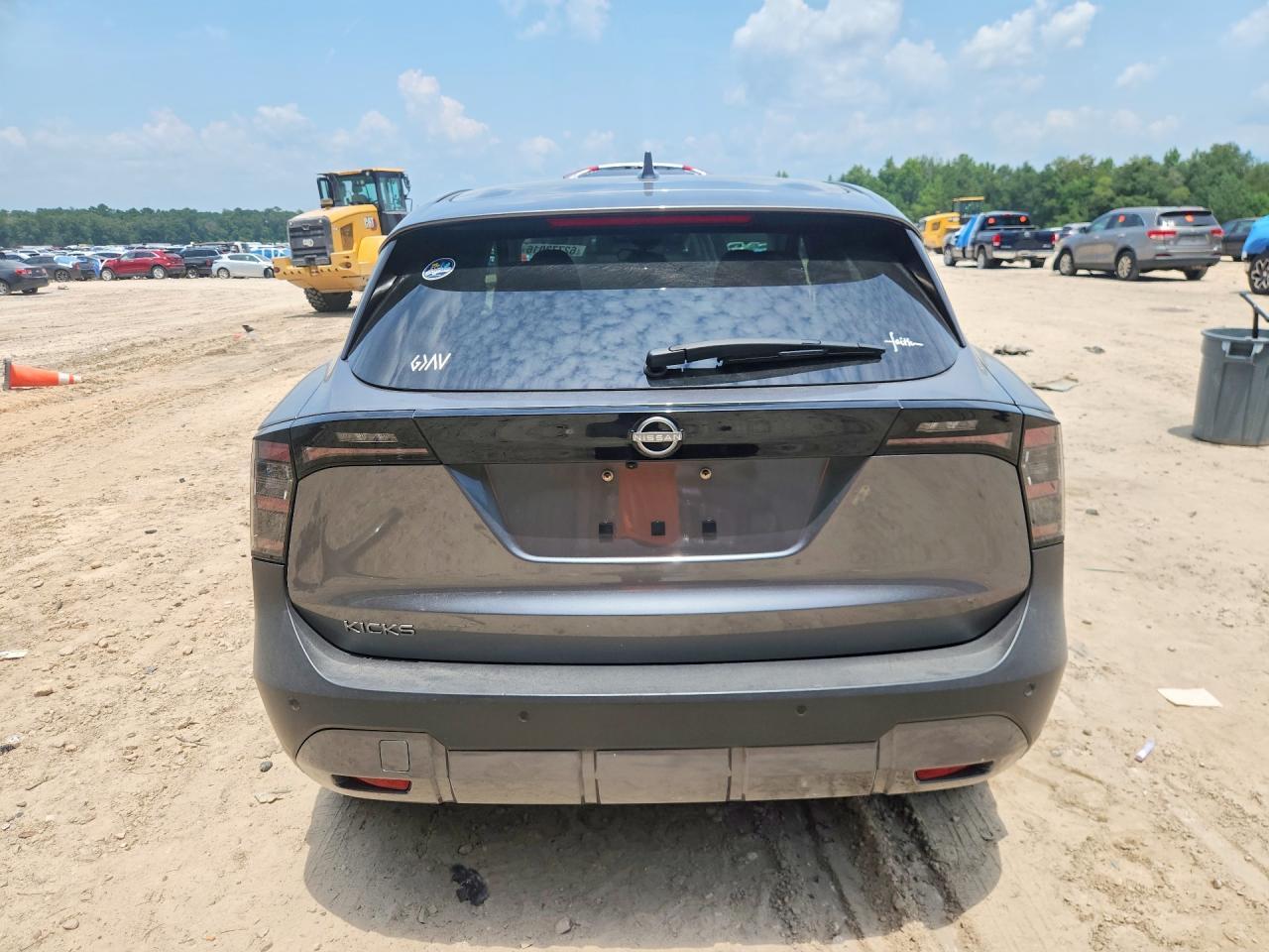2025 Nissan Kicks Sv - zdjęcie 6