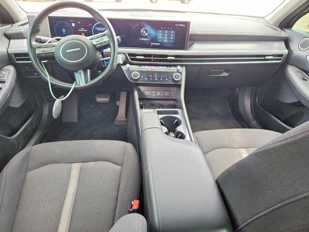 2024 Hyundai Sonata 4D - zdjęcie 8