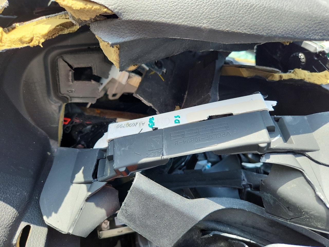 2014 Ford Escape Titanium - zdjęcie 9
