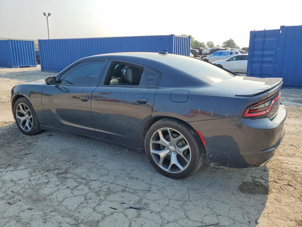 2016 Dodge Charger R/T - zdjęcie 2