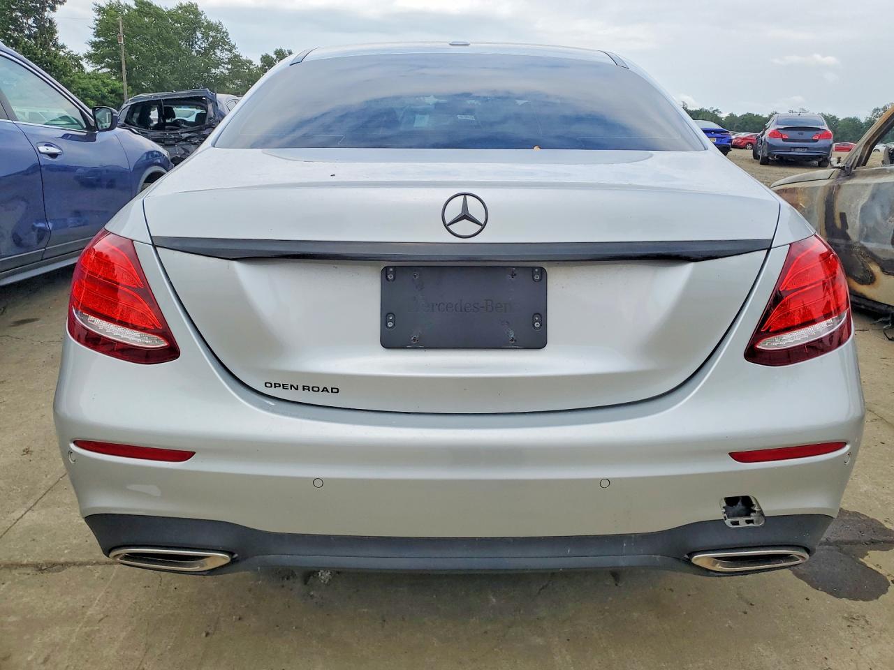 2020 Mercedes-Benz E 350 4Matic - zdjęcie 6