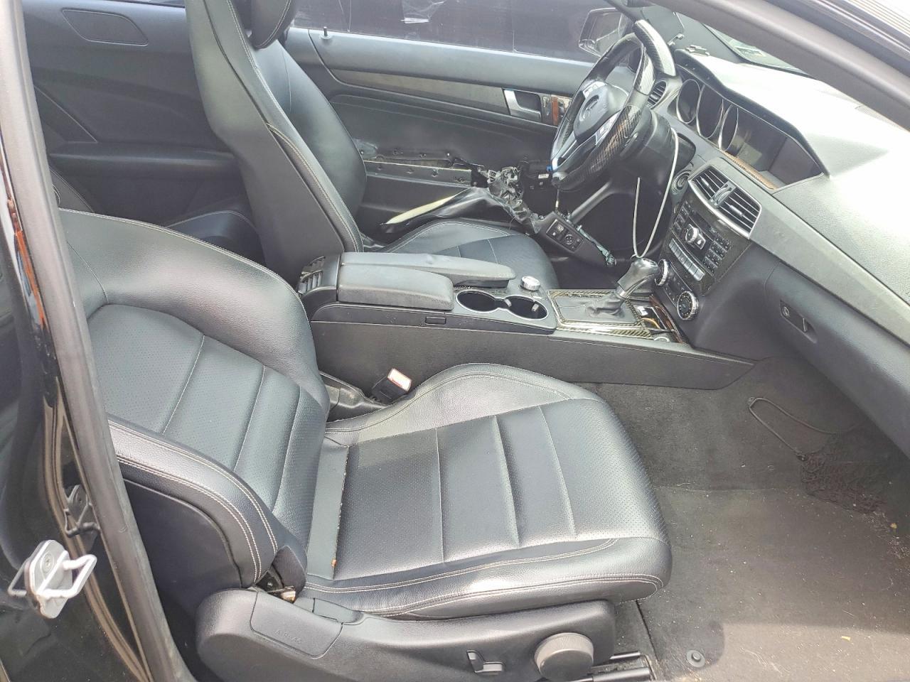 2013 Mercedes-Benz C 250 - zdjęcie 10