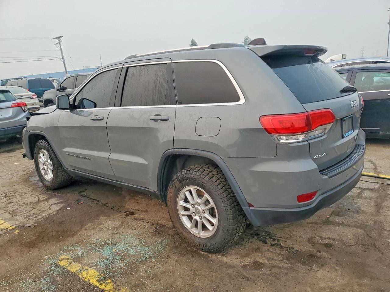2019 Jeep Grand Cherokee Laredo - zdjęcie 2