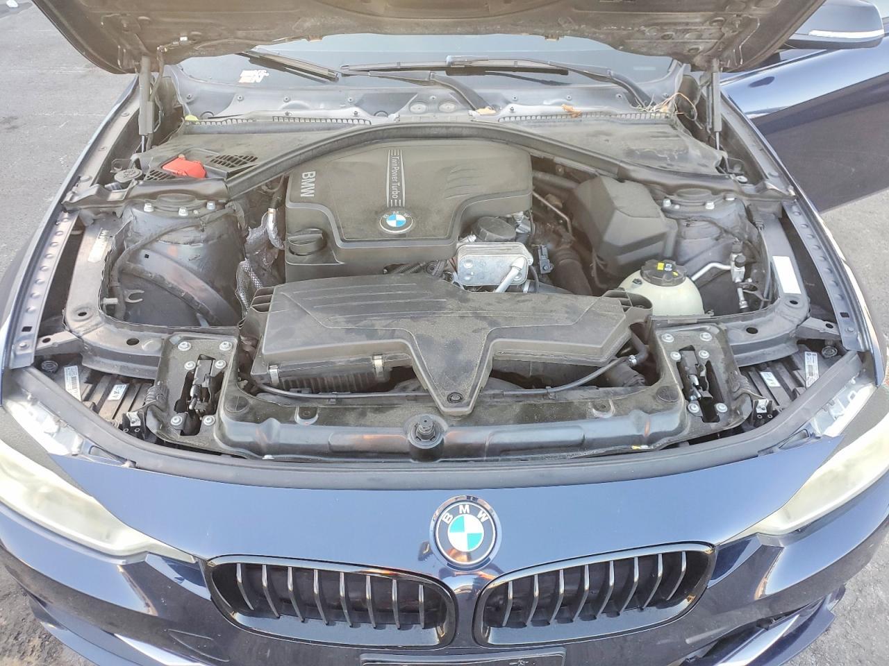 2015 BMW 328 I - zdjęcie 11