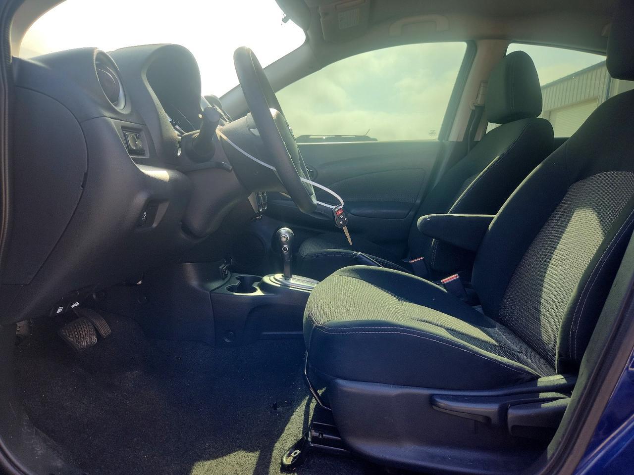 2019 Nissan Versa Sv - zdjęcie 7