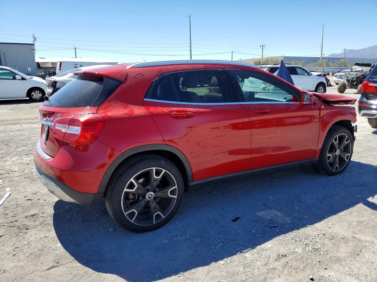 2018 Mercedes-Benz Gla 250 4Matic - zdjęcie 3