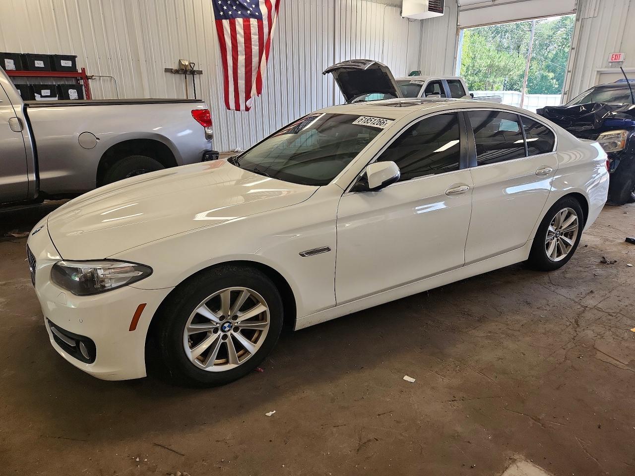 2015 BMW 528 Xi - zdjęcie główne