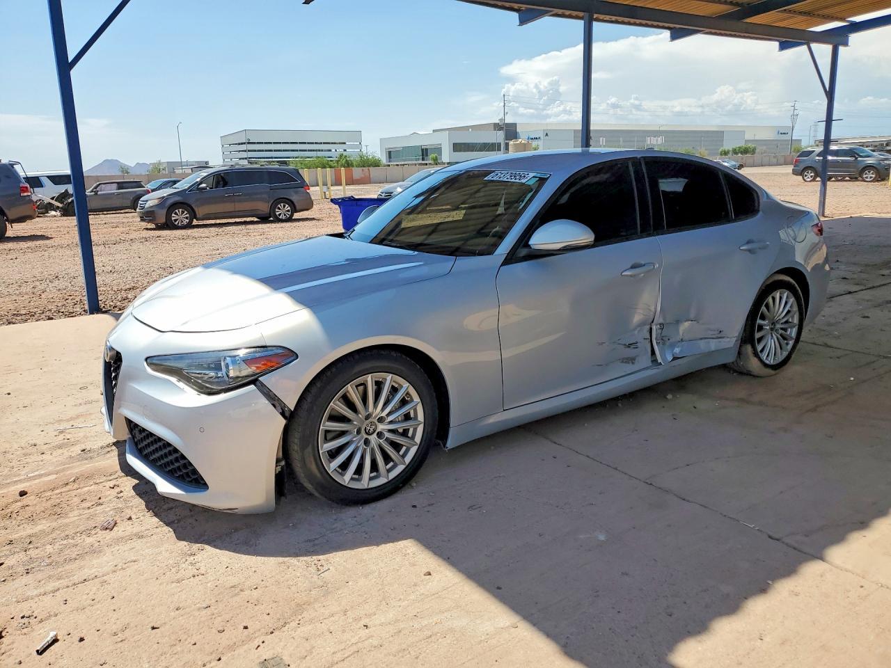 2022 Alfa Romeo Giulia - zdjęcie główne