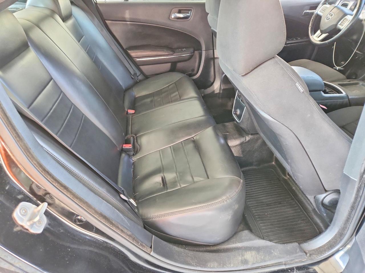 2013 Dodge Charger Police - zdjęcie 10