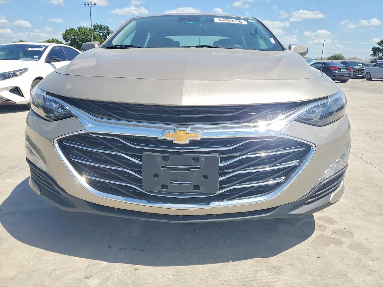 2024 Chevrolet Malibu Lt - zdjęcie 5