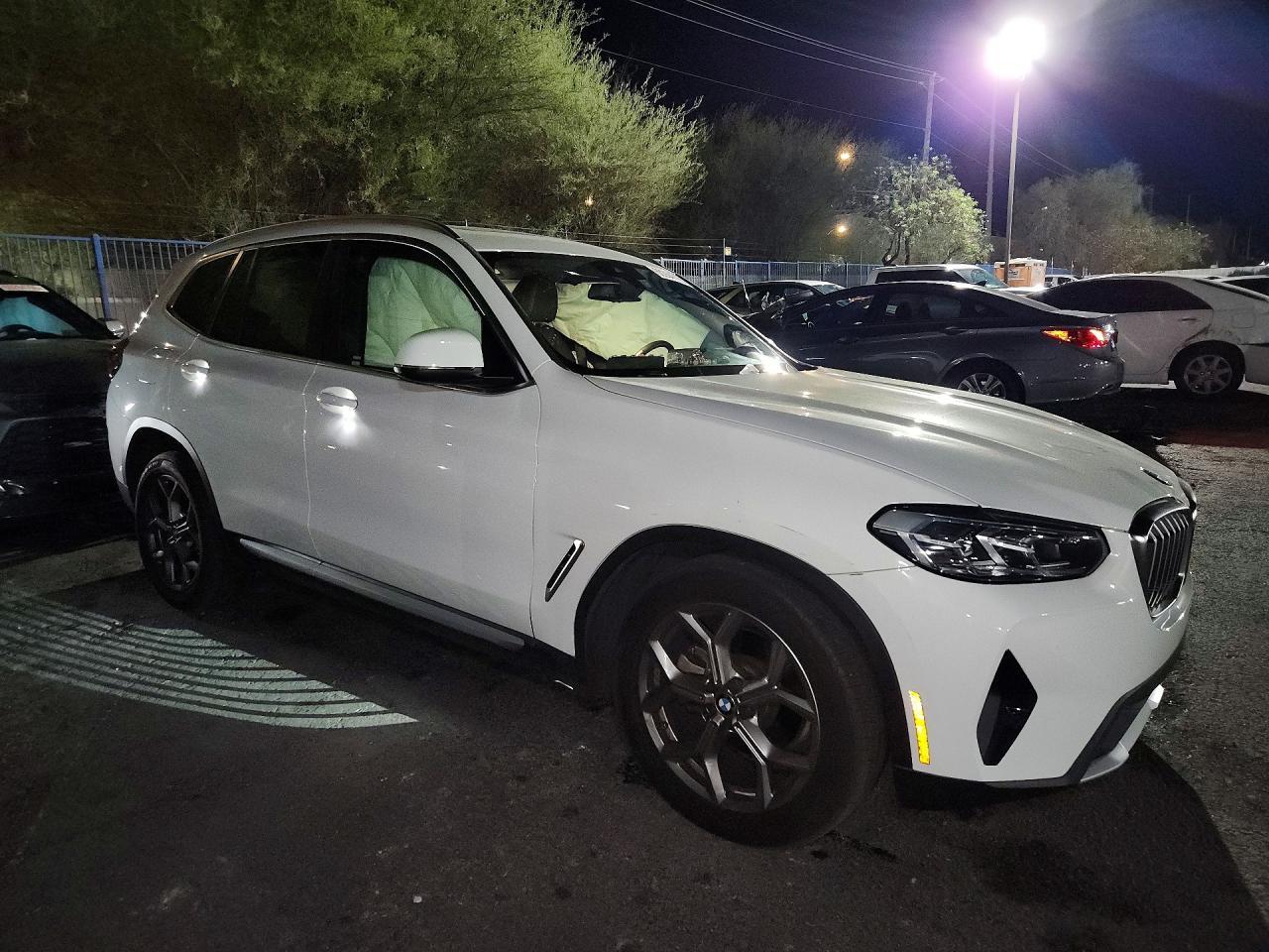 2022 BMW X3 xDrive30I - zdjęcie 4