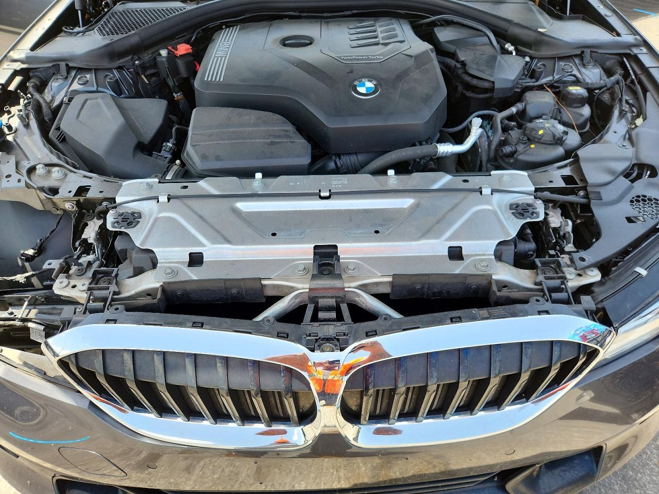 2019 BMW Seria 3 330i - zdjęcie 11