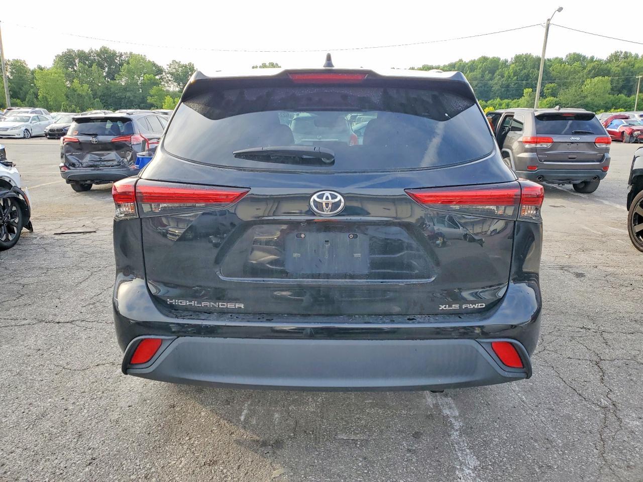 2020 Toyota Highlander Xle - zdjęcie 6