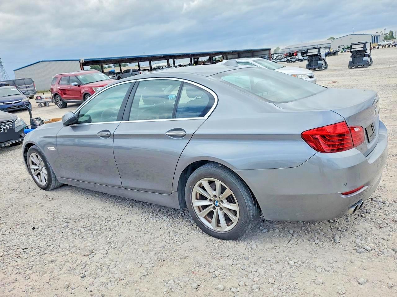 2014 BMW 528 I - zdjęcie 2
