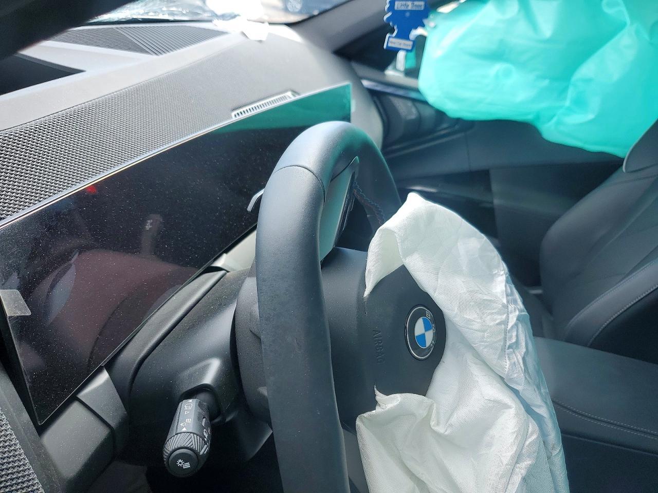 2025 BMW X3 M50 - zdjęcie 9