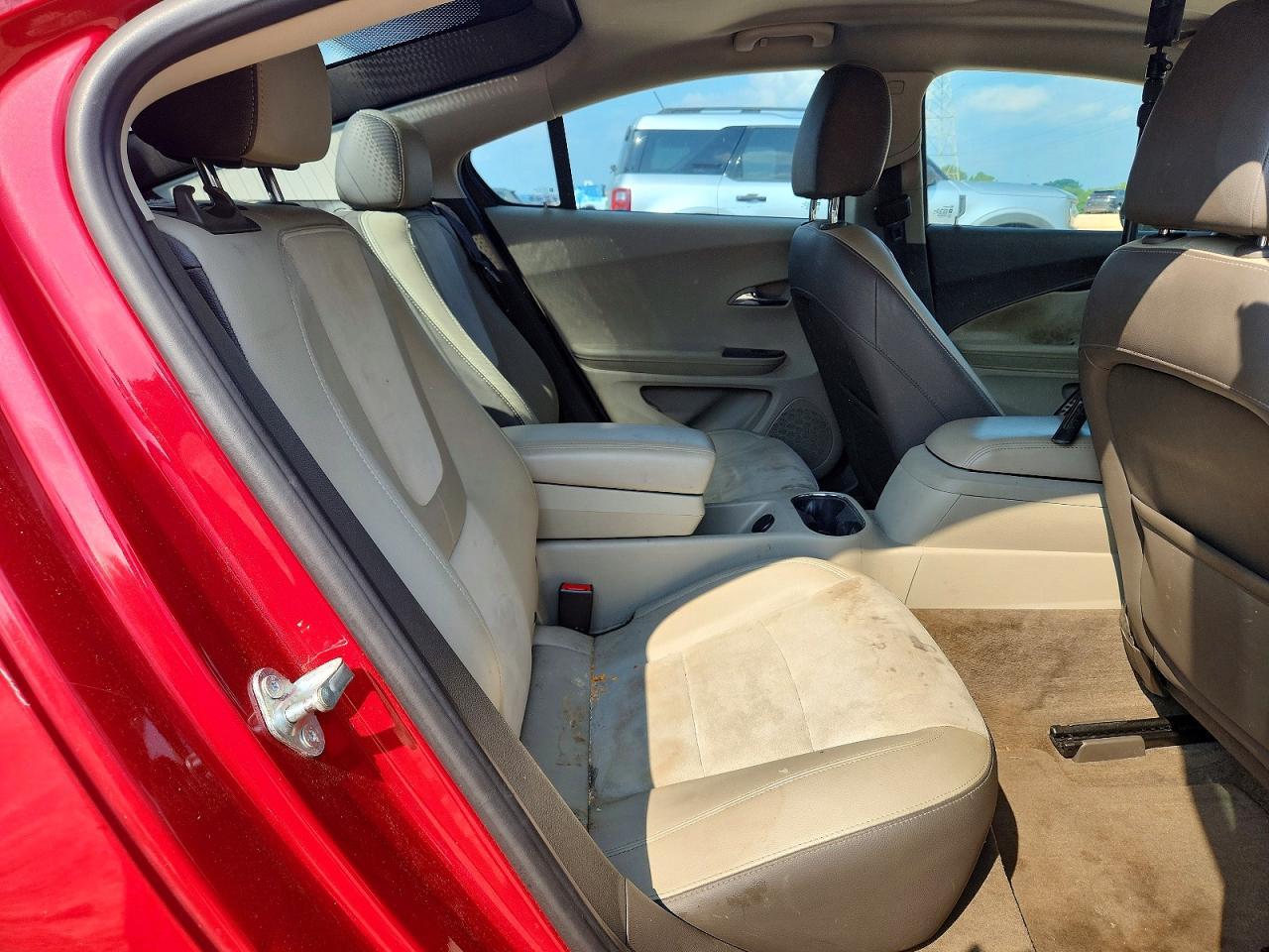 2014 Chevrolet Volt - zdjęcie 10