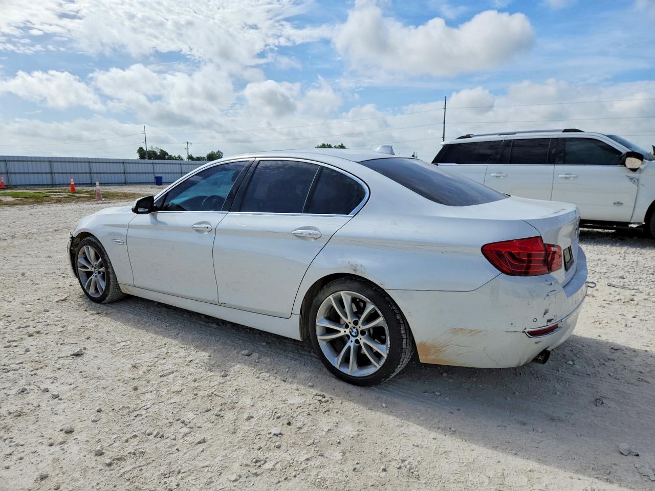 2014 BMW 535 I - zdjęcie 2