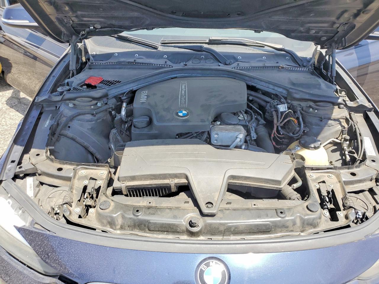 2014 BMW 320 I - zdjęcie 11