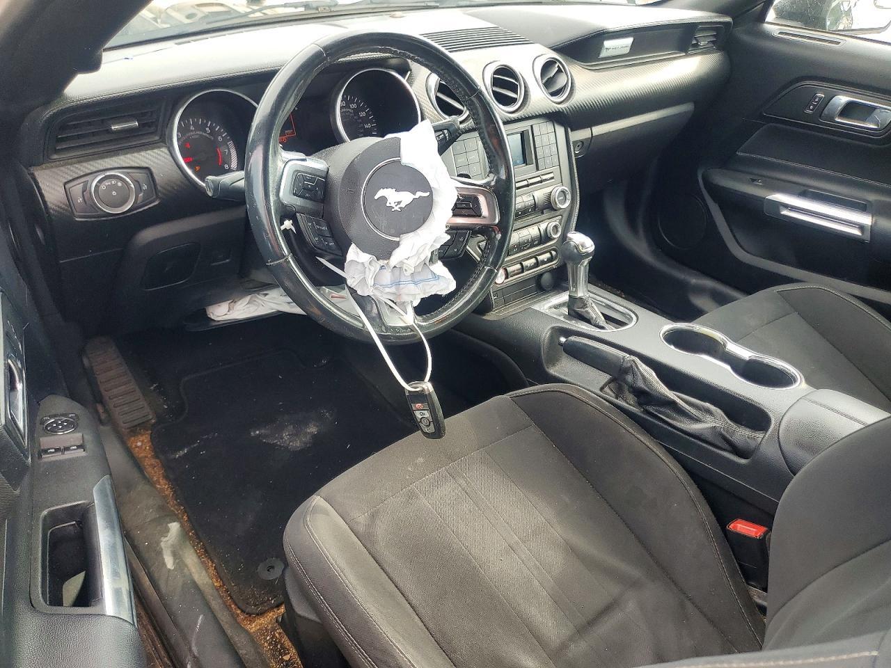 2018 Ford Mustang - zdjęcie 8