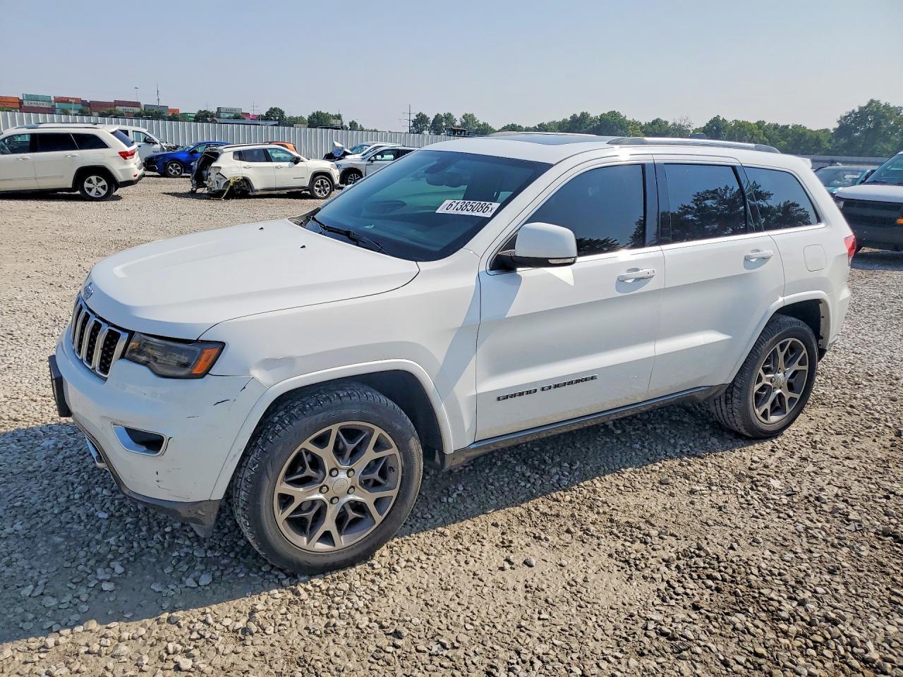 2018 Jeep Grand Cherokee Limited - zdjęcie główne