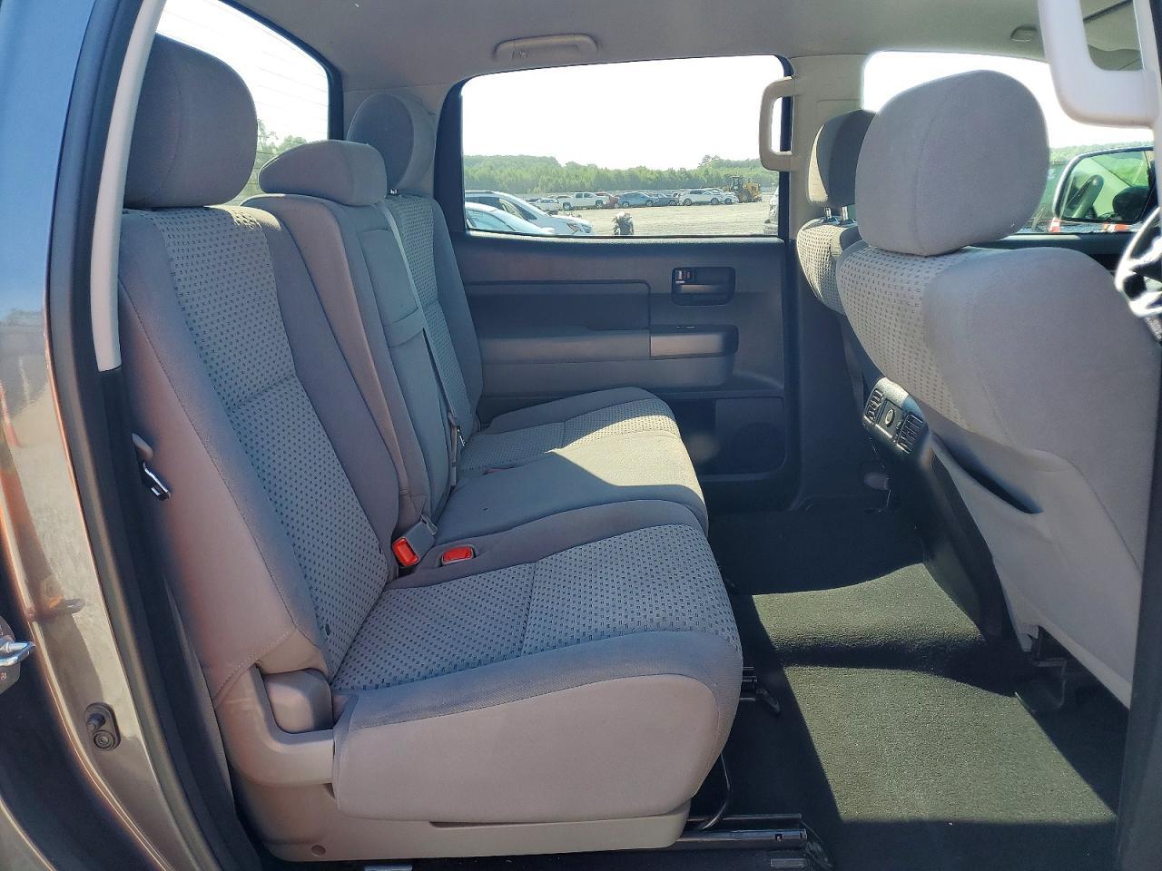 2013 Toyota Tundra Crewmax Sr5 - zdjęcie 10