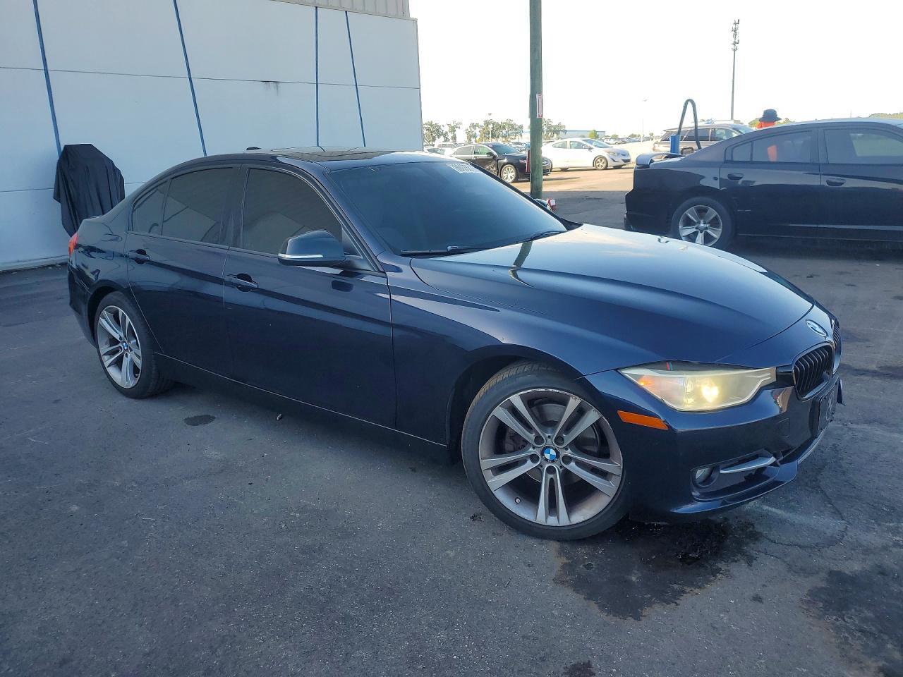 2015 BMW 328 I - zdjęcie 4