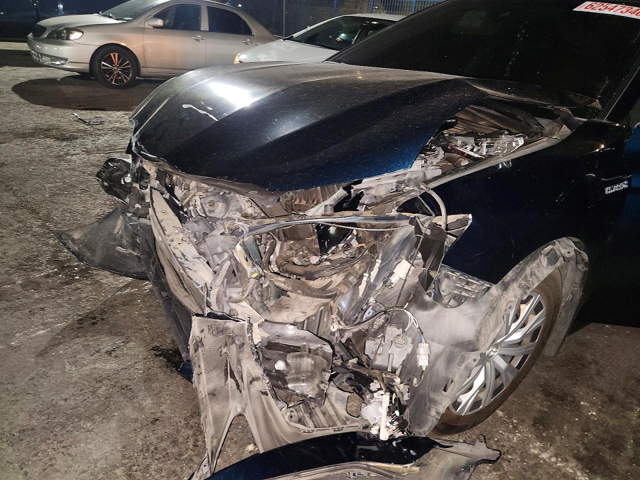 2019 Toyota Camry Le - zdjęcie 12