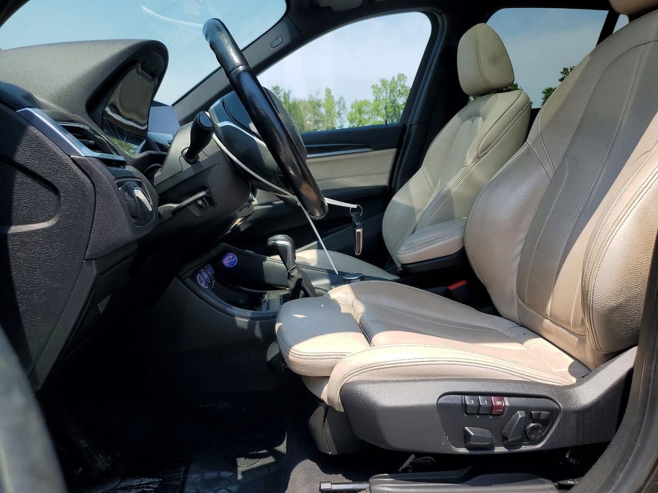2017 BMW X1 Sdrive28I - zdjęcie 7