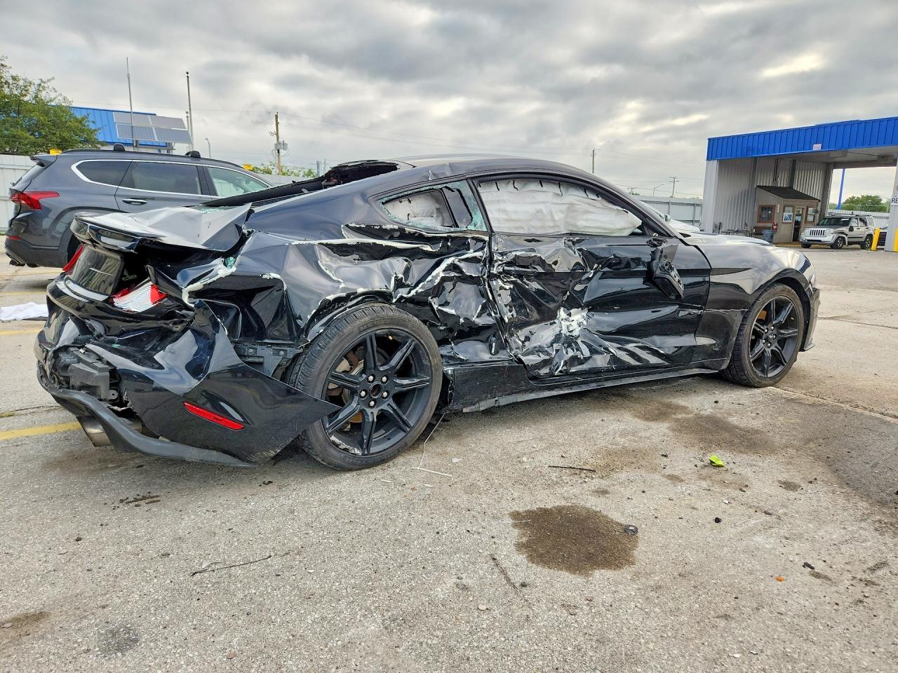 2018 Ford Mustang - zdjęcie 3