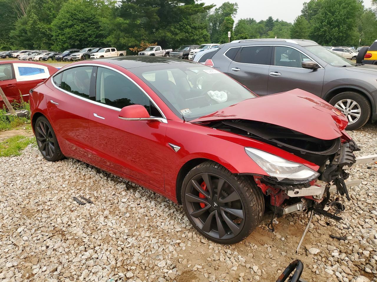 2020 Tesla Model 3 - zdjęcie 4