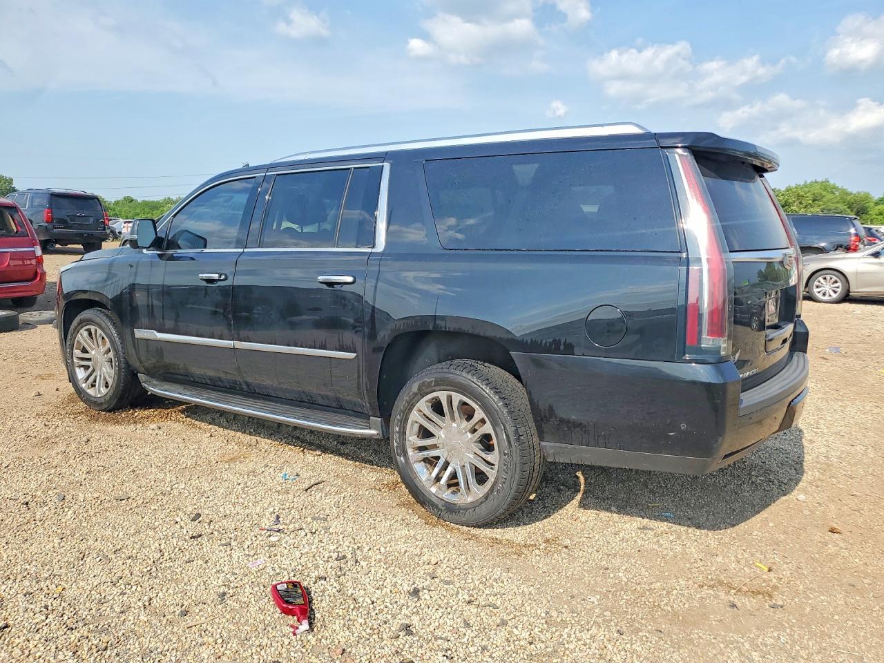 2017 Cadillac Escalade Esv - zdjęcie 2