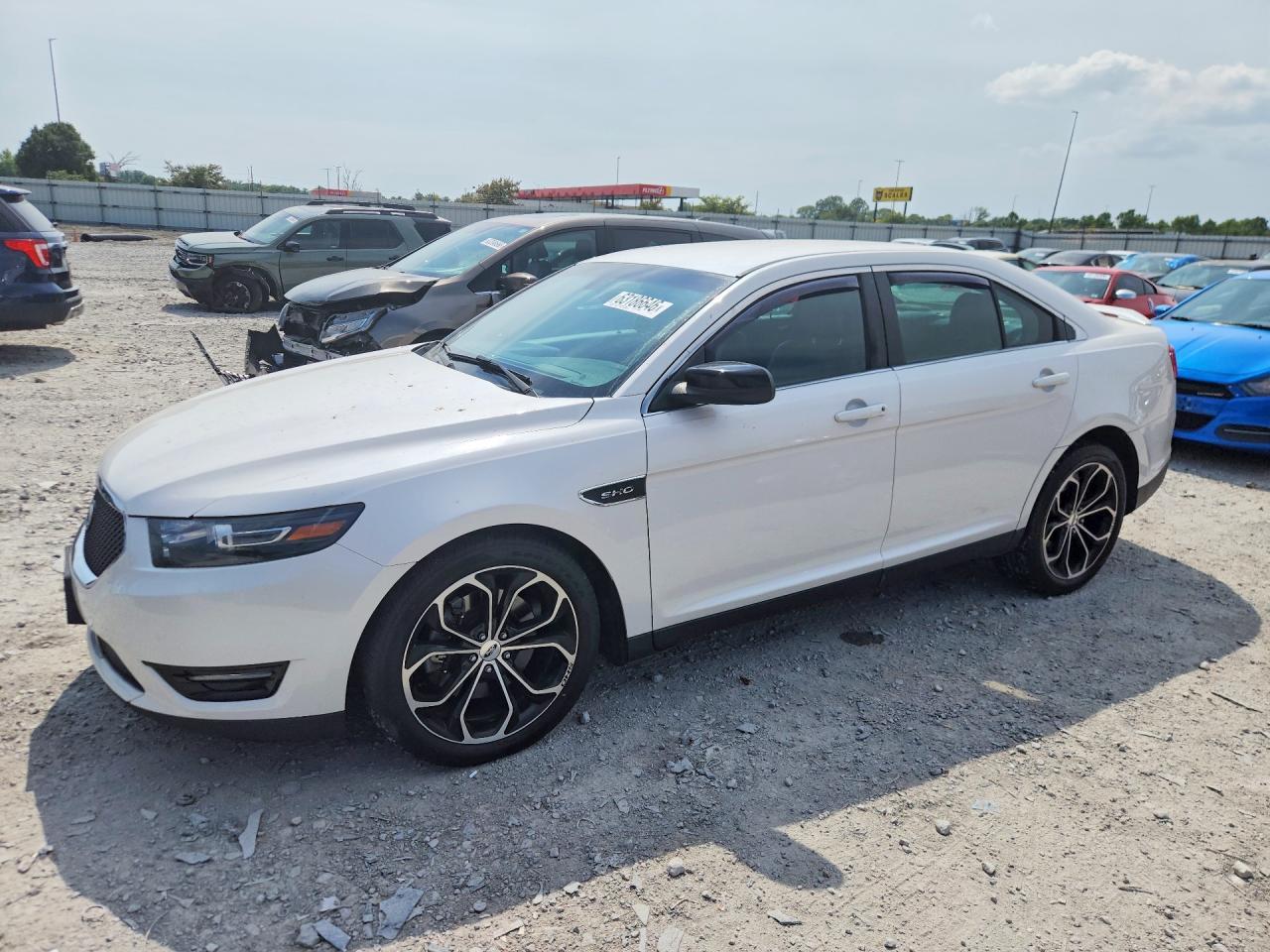 2015 Ford Taurus Sho - zdjęcie główne