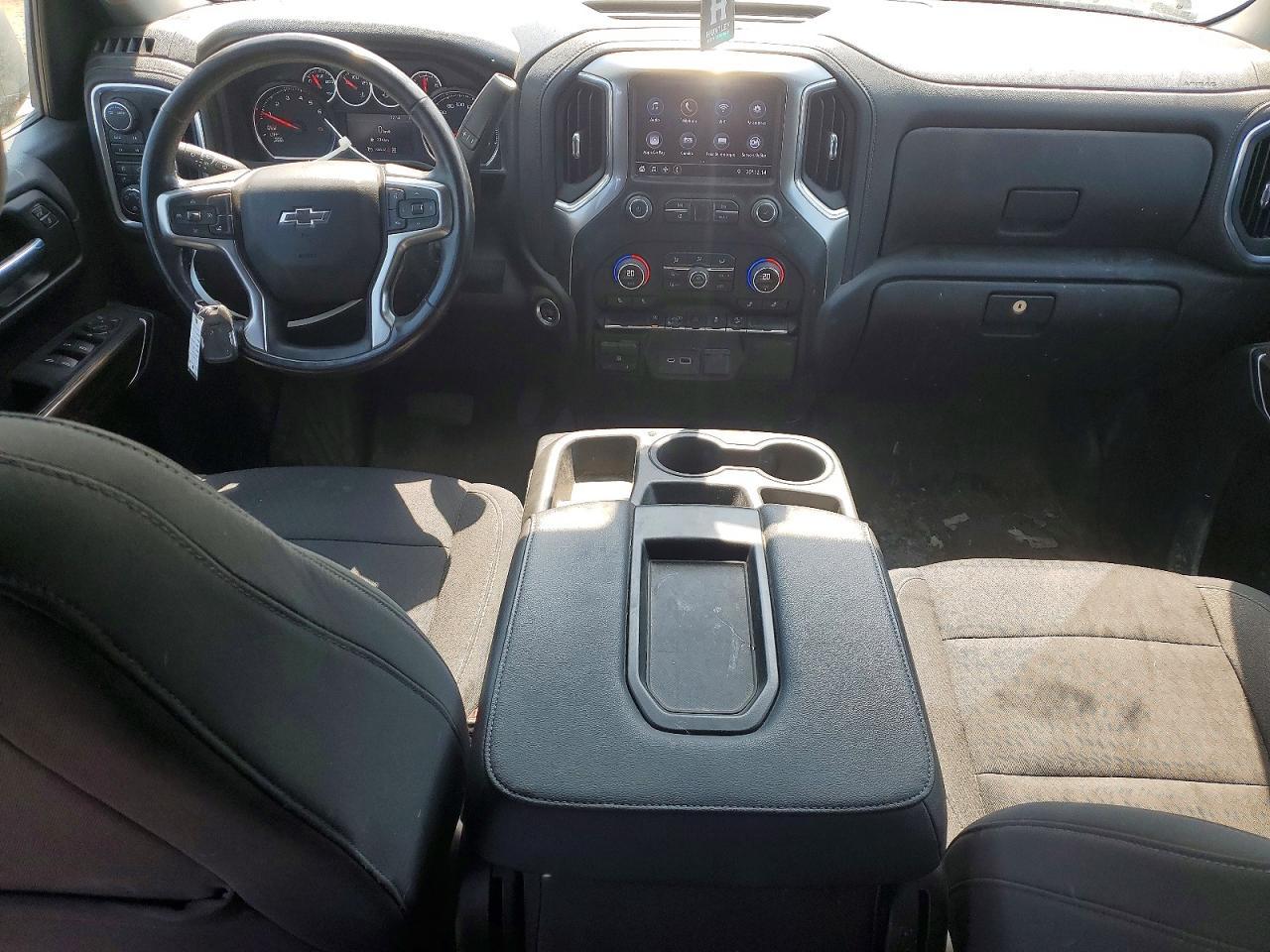 2021 Chevrolet Silverado K1500 Rst - zdjęcie 8