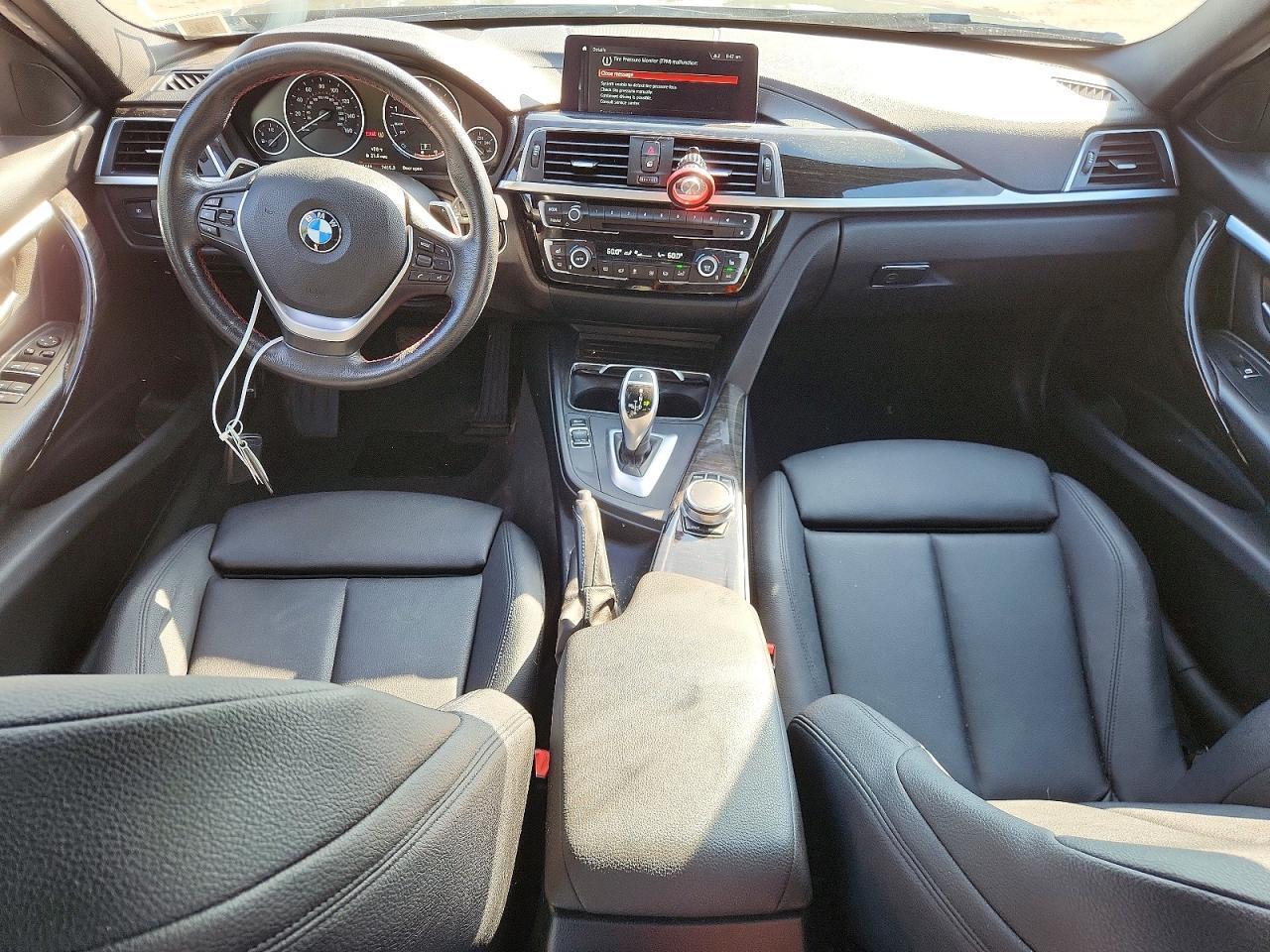 2018 BMW 330 Xi - zdjęcie 8