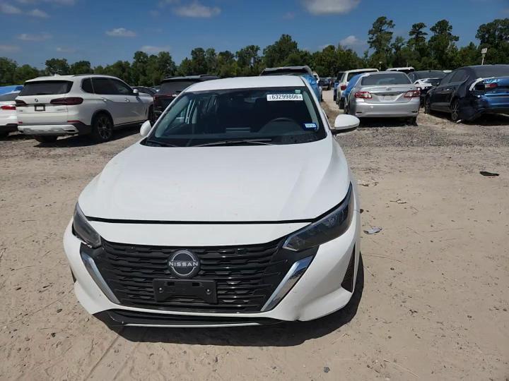 2025 Nissan Sentra S - zdjęcie 13